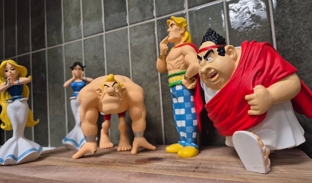 Albert René - Statuette - Ensemble de 5 personnage Astérix- édition Hachette - 2012/2014 (5) - Harpiks #2.1