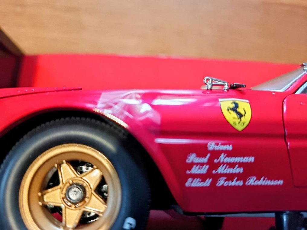 Kyosho 1:18 - Miniatura de carro - Ferrari 275 GTB N.A.R.T 24 H.DAYTONA 1977 1/18 Paul Newman- Mint Minter #4.3