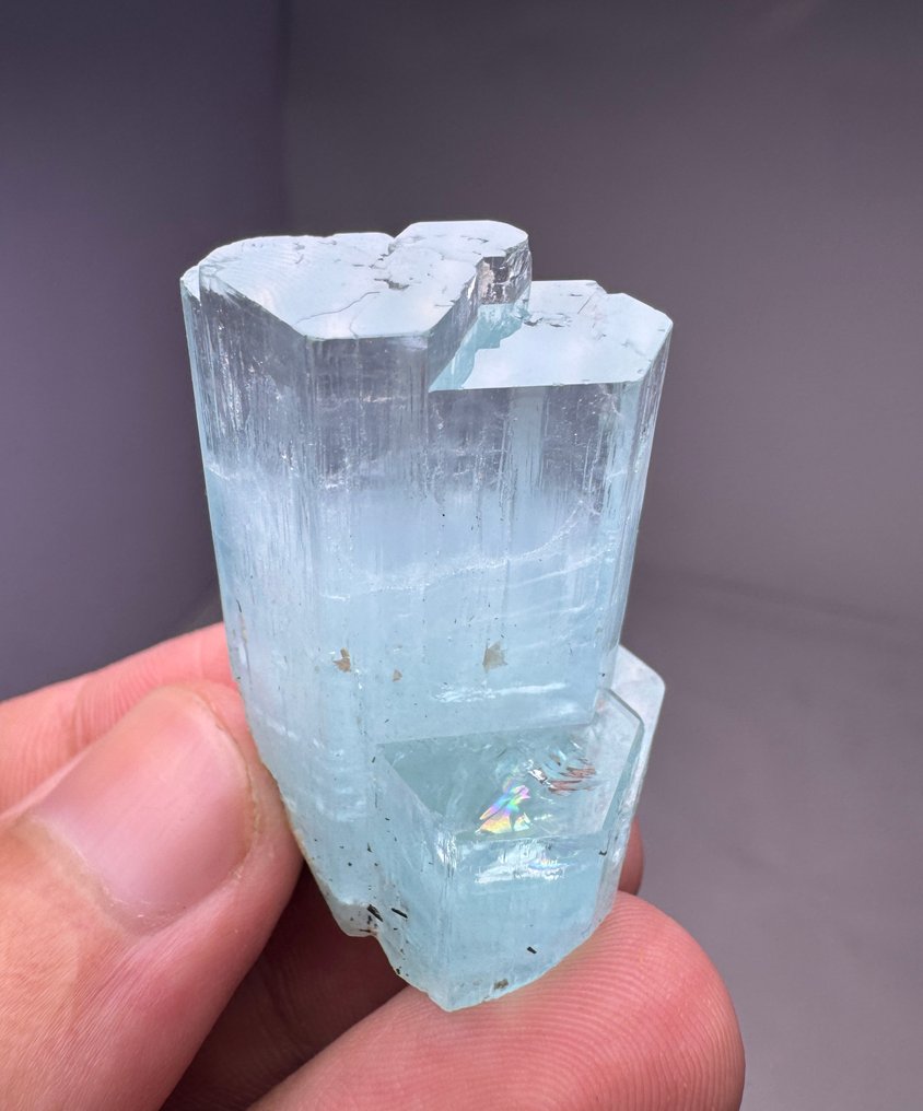 Εξαιρετικό! Ωκεανίς μπλε ακουαμαρίνα με μεγάλη διαμόρφωση. Κρύσταλλος - Ύψος: 45 mm - Πλάτος: 23 mm- 34 g - (1) #2.1