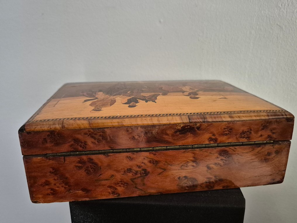 Κουτί κοσμημάτων - κουτί κοσμημάτων - Ξύλο - Κουτί κοσμημάτων με μαρκεραρία και άλογα. #1.0