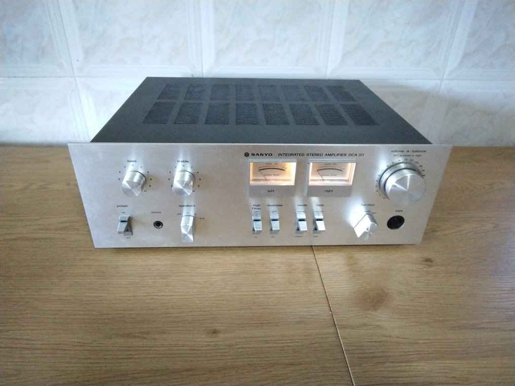 Sanyo - DCA 311 Solid state integrated amplifier #1.0