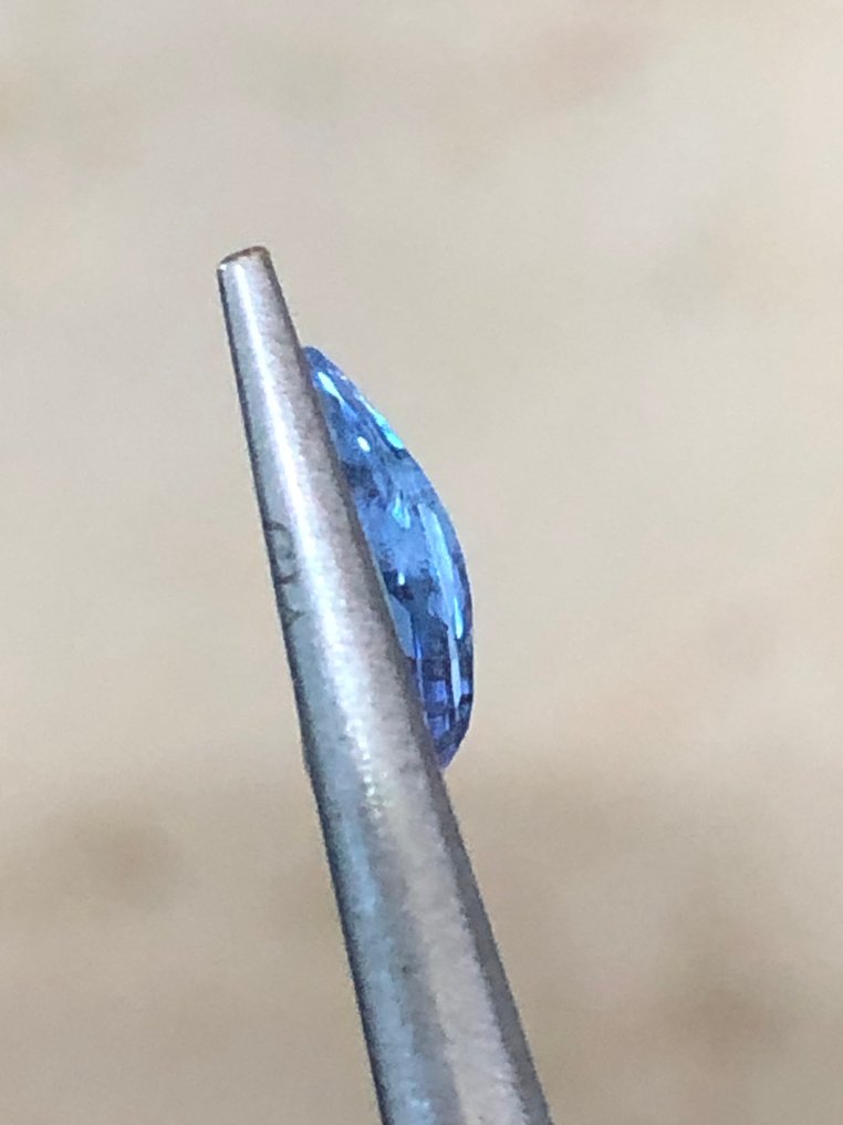 1 pcs  Kék Zafír  - 2.18 ct - Amerikai Gemmológiai Intézet (GIA) #4.3