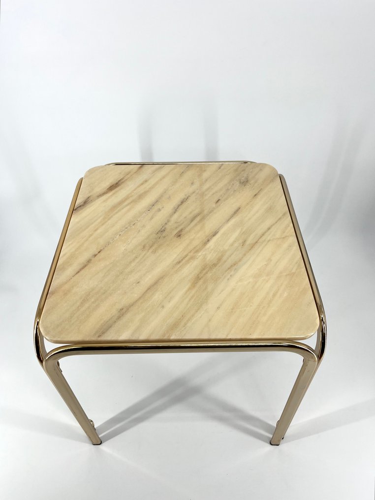 咖啡桌 - 大理石, 鋁 - 大理石台面的咖啡桌 #2.1