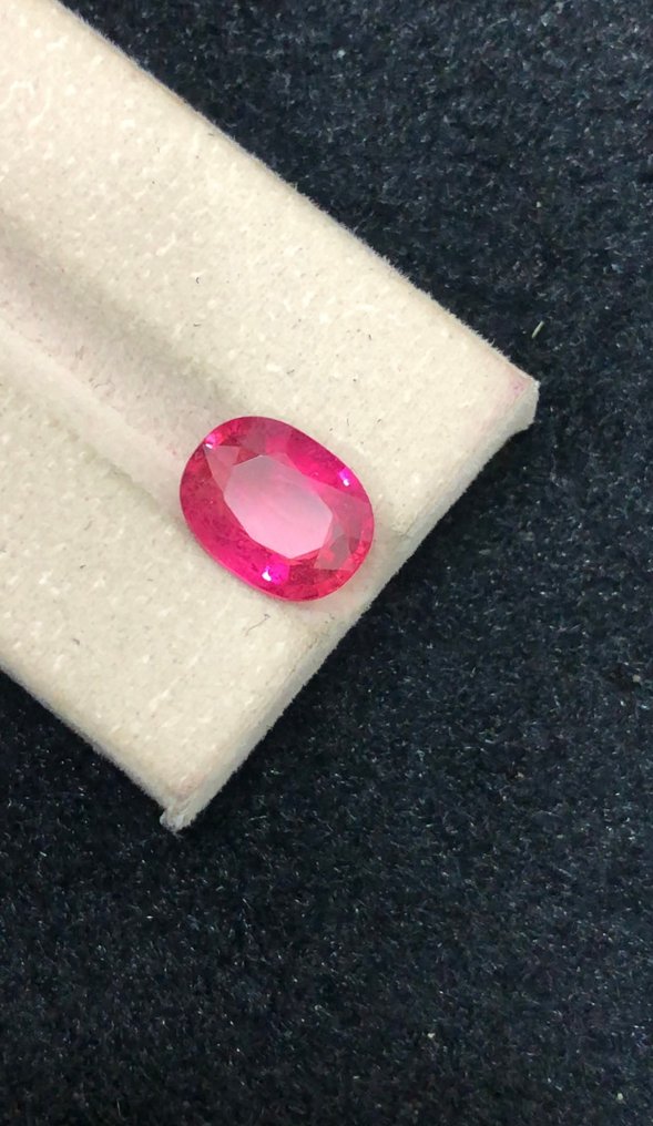 没有保留价 - 1 pcs  粉色 电气石  - 3.91 ct - 国际有色宝石协会（ICA GemLab） - 鲁贝拉特 #4.3