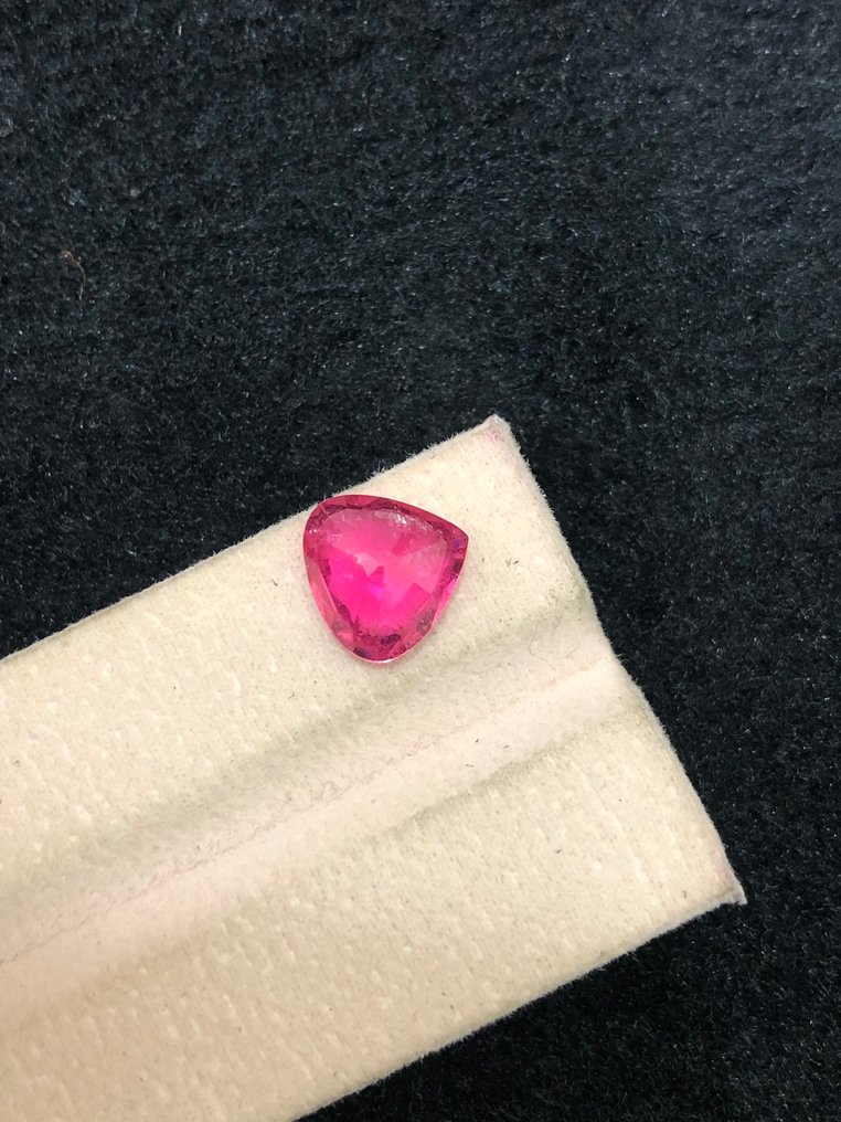 Zonder minimumprijs - 1 pcs Roze Toermalijn - 3.39 ct - nternational Colored Gemstone Association (ICA GemLab) #4.3