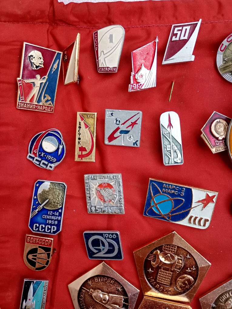 USSR Samling av 90 badges - Olika rymdprogram - 1960-1970 #3.2