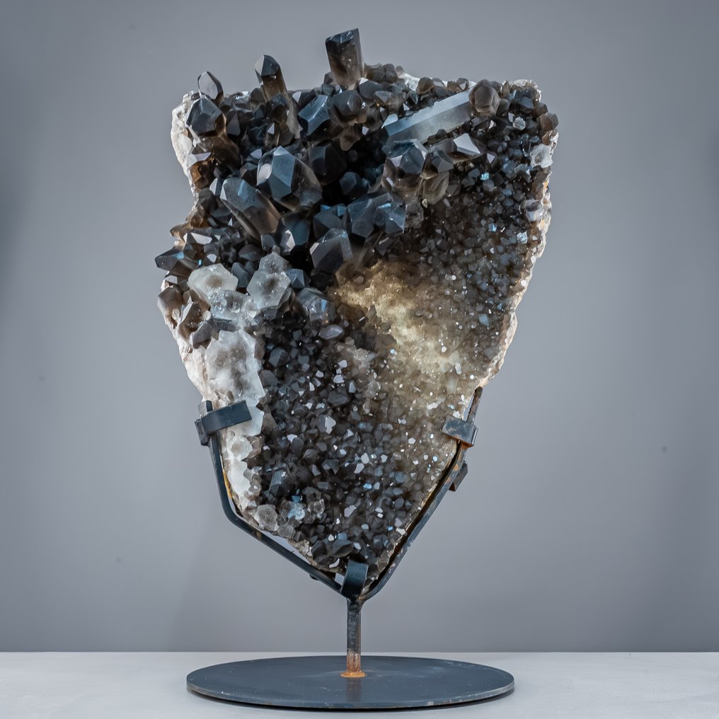 Smoky quartz cluster on stand – powerful earth energy in majestic form. Crystals on Stand- 35522.15 g #3.2