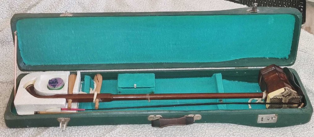 Ehru - - Musical instrument - China - 1970 (No reserve price) #1.0