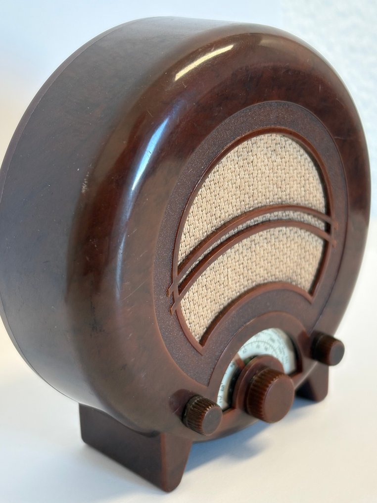 EKCO - Modello AD65 del 1935 - Reproduction Radio #1.0