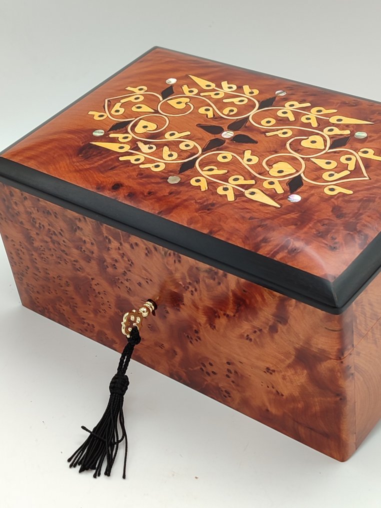 Κουτί κοσμημάτων - Ξύλο (Θούια), Ξύλο, Μάρακα, Μαρκετερία, Δέντρο της ζωής #1.0