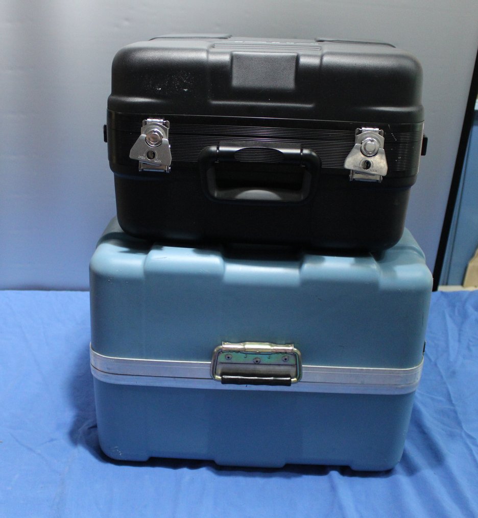 2 个荷兰国防部行李箱 - 軍用裝備 #1.0