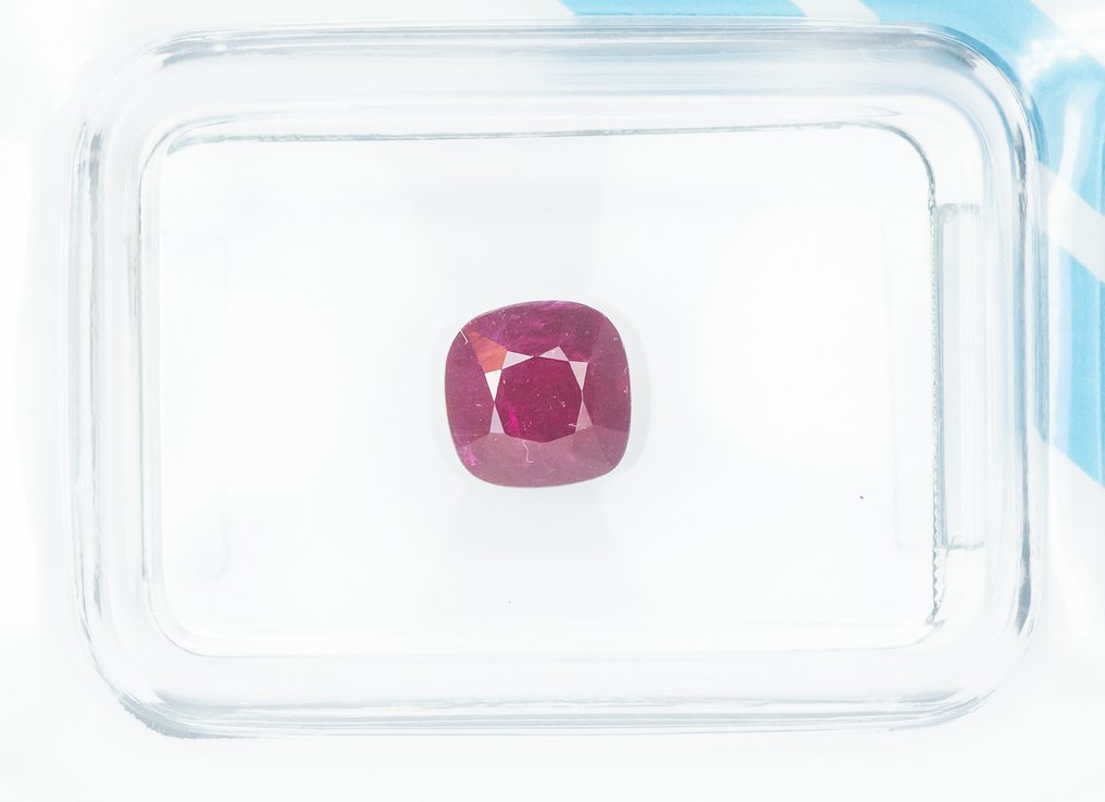 Ingen reservasjonspris Rubin - 1.16 ct - Det internasjonale gemologiske institutt (IGI) - Dyp lillaaktig rød #1.0
