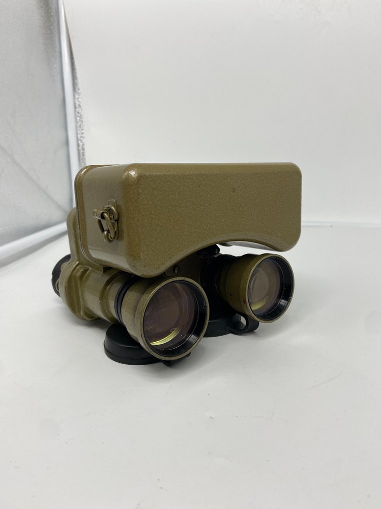 Binoculars - LNV-578 889023 - 1950-1960 - Russiche Nachsichtgerät #4.3