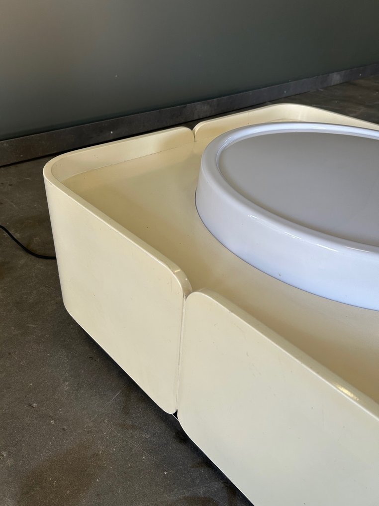 Κεντρικό τραπέζι - Ξύλο, Χάλυβας, Πλαστικό - Τραπέζι σαλονιού δεκαετίας του '70 από λακαριστό ξύλο και φωτιστικό. #4.3