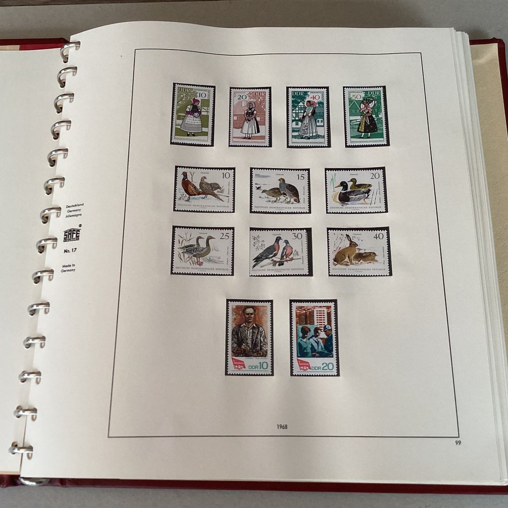 DDR 1968/1990 - Sammlung in drei Safe-Büchern. - Michel #3.2