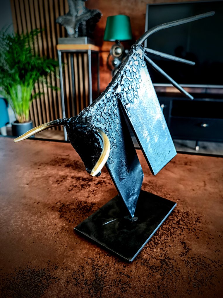Grzegorz Pawłowski Custom Art Garage - Grzegorz Pawłowski - Φιγούρα - Bull - Χάλυβας #1.0