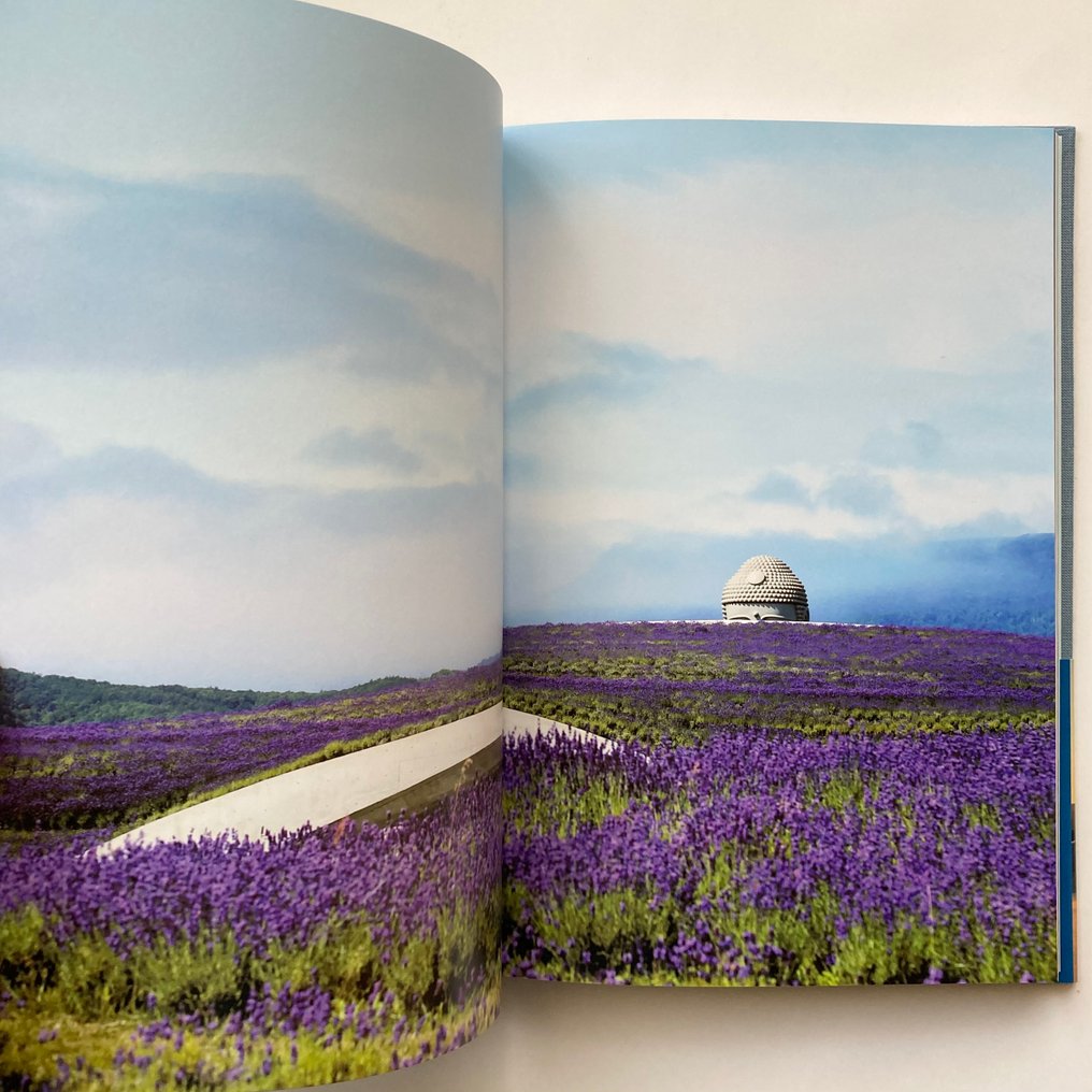 Signed, Tadao Ando - HILL OF THE BUDDHA 頭大仏 [With Original Sketch/ With Obi & Original Bag] - 2022 #3.2