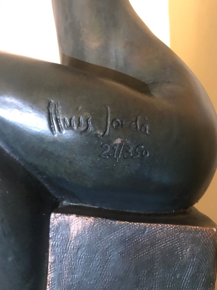 lluis Jorda (XX-XXI) - 小雕像, Femme assise - 56 cm - 黄铜色 #2.1