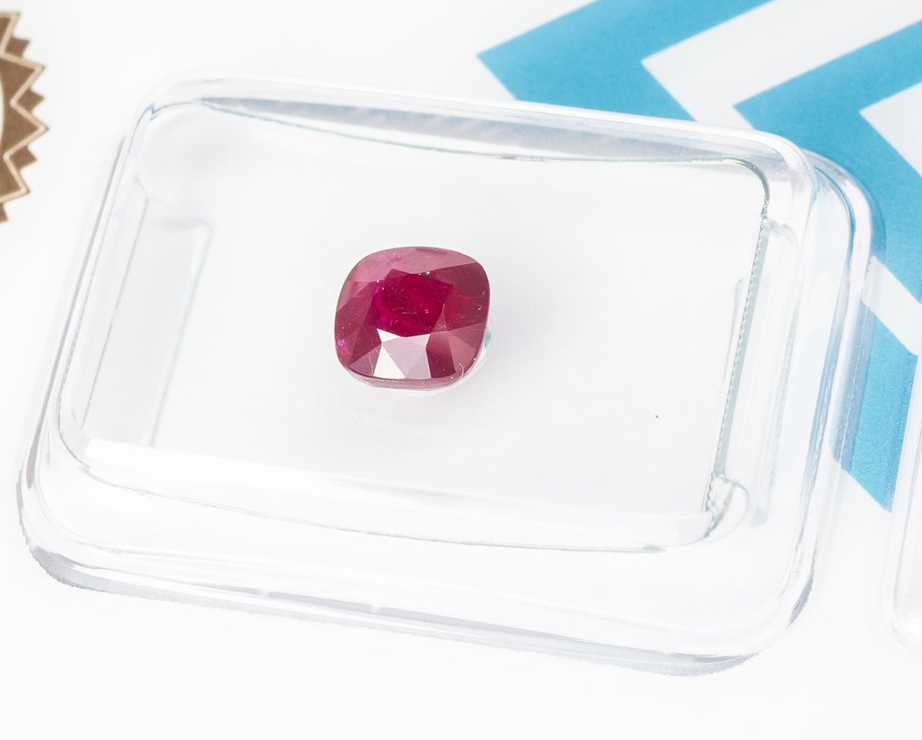 Ingen reservasjonspris Rubin - 1.16 ct - Det internasjonale gemologiske institutt (IGI) - Dyp lillaaktig rød #2.1