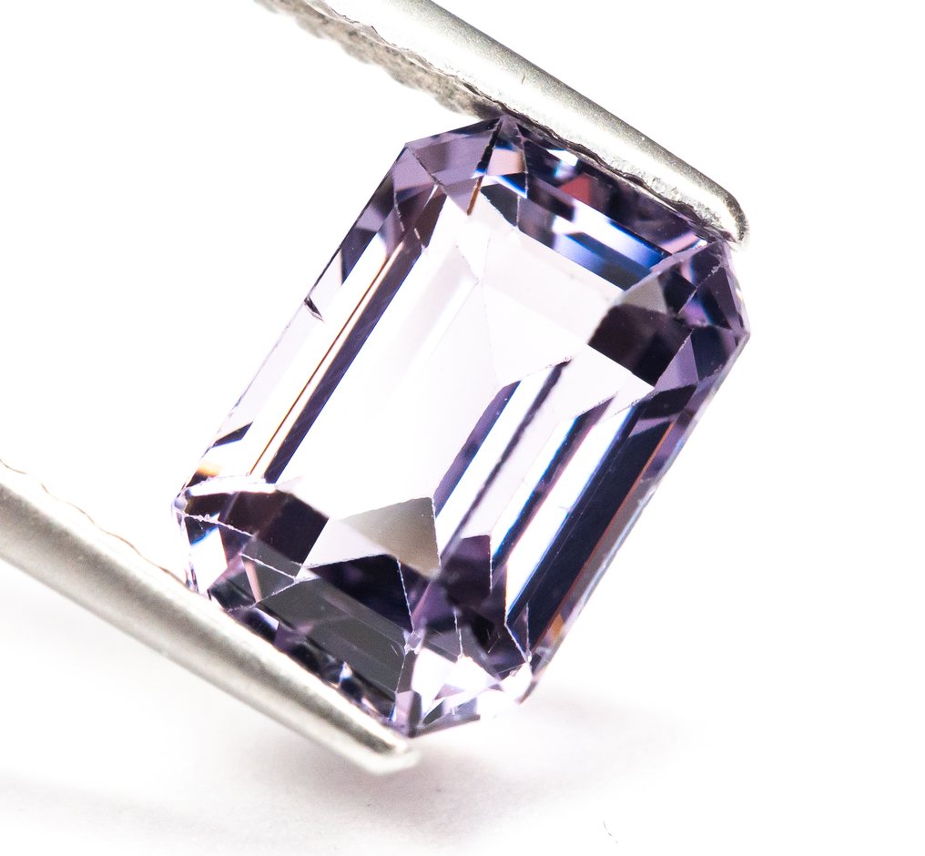 Ingen mindstepris Spinel  - 2.63 ct - Antwerp Laboratory for Gemstone Testing (ALGT) - Lyse lilla #2.1