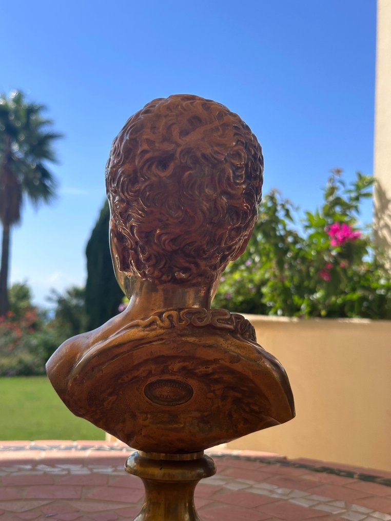 Musées Impériaux Moulage - after Germain Pilon - 雕刻, Bronze Bust of a Child - 32 cm - 青銅色 #2.1