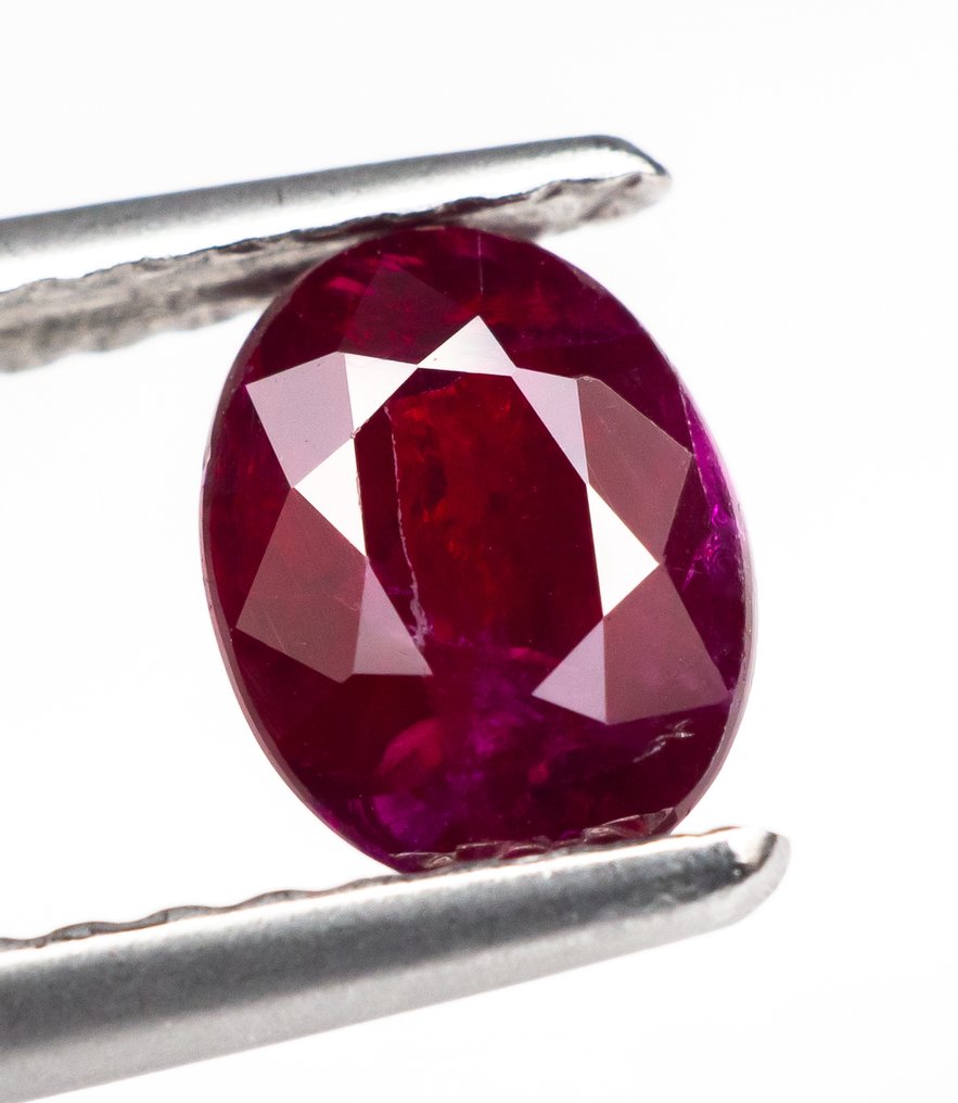 Ingen reservasjonspris Rubin - 1.03 ct - Bellerophon Gemlab - Dyp Rød #2.1