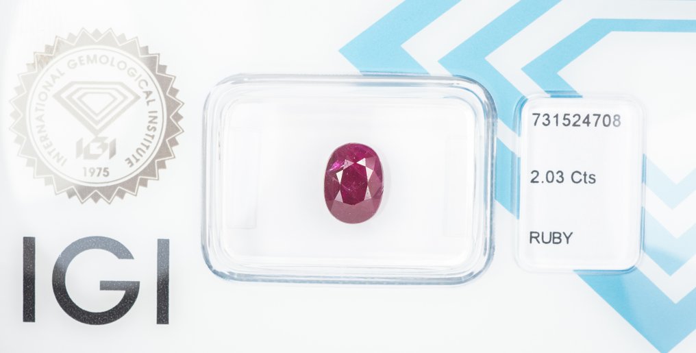 Nincs minimálár Rubin - 2.03 ct - Nemzetközi Gemmológiai Intézet (IGI) - Mélykékkel árnyalt vörös #3.2
