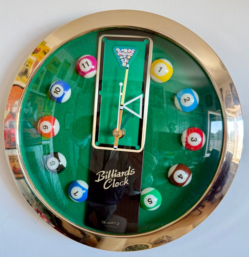 Relógio de parede vintage 'Billiards Clock' – tema bilhar – com esferas numeradas como bolas de -   Plástico, Vidro - 2010-2020 #3.2