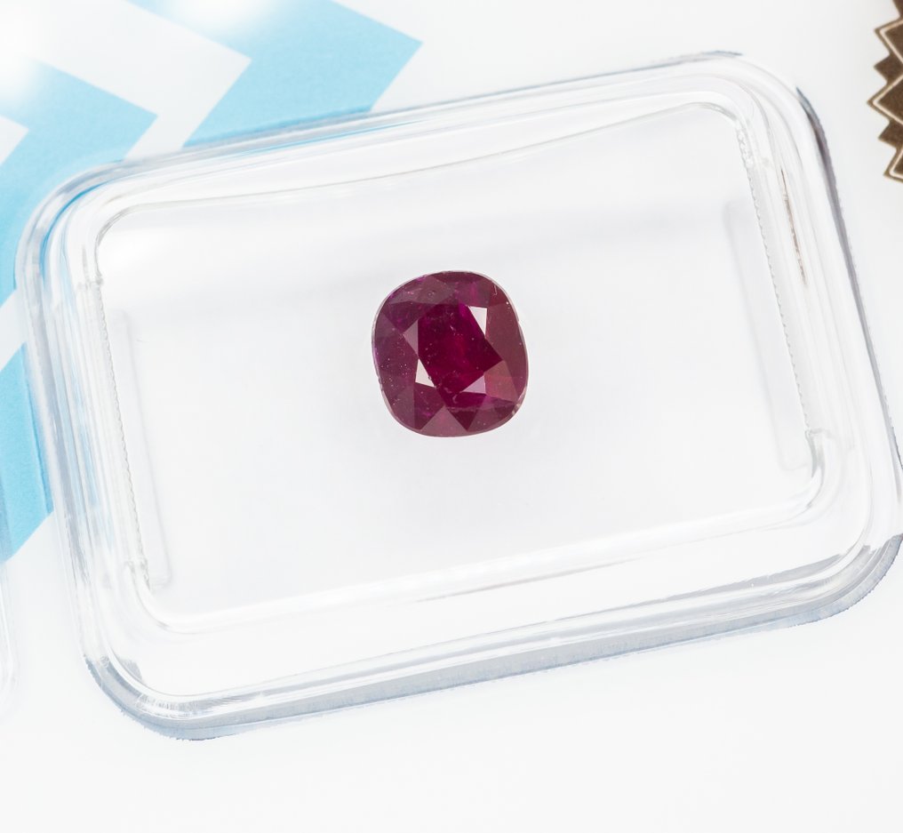 Fără preț de rezervă Rubin - 1.32 ct - IGI (Institutul gemologic internațional) - Roșu profund purpuriu #1.0