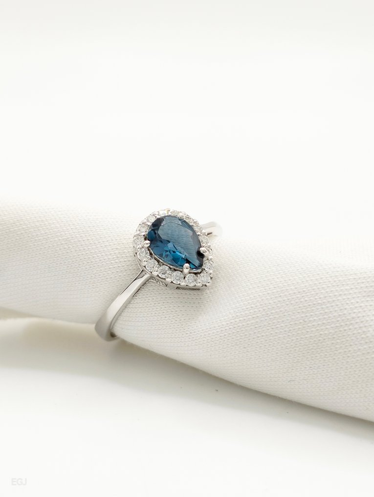 Ingen mindstepris - Ring - 14 karat Hvidguld Topas - Diamant #1.0