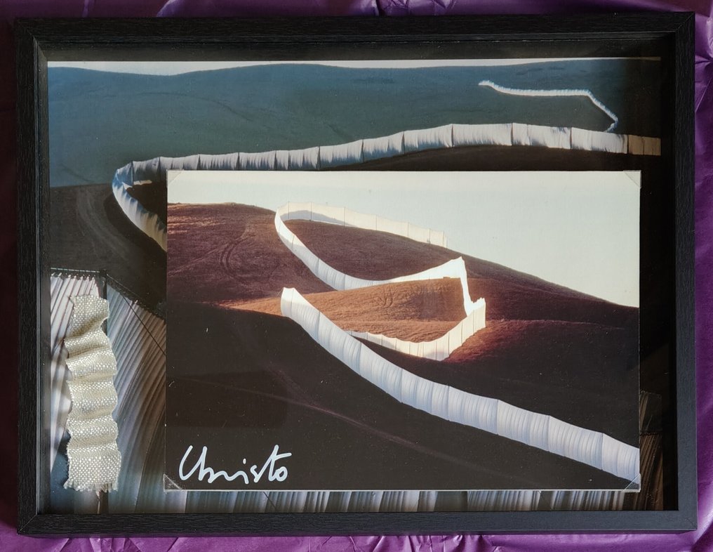 Christo & Jeanne-Claude (1935-2020) - The Running Fence - handsigned lithograph by Christo #4.3