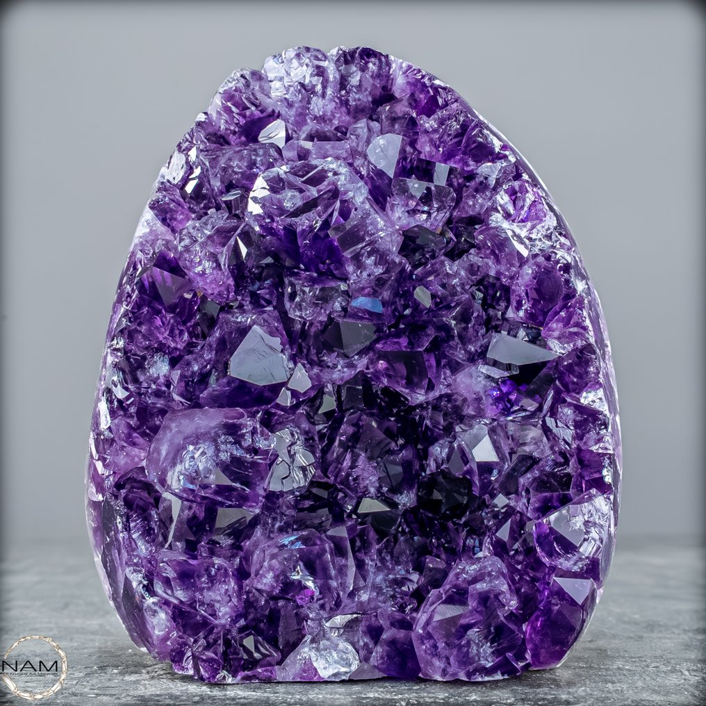 Beautiful amethyst geode from Uruguay. A masterpiece of the crystal world- 612.28 g #2.1