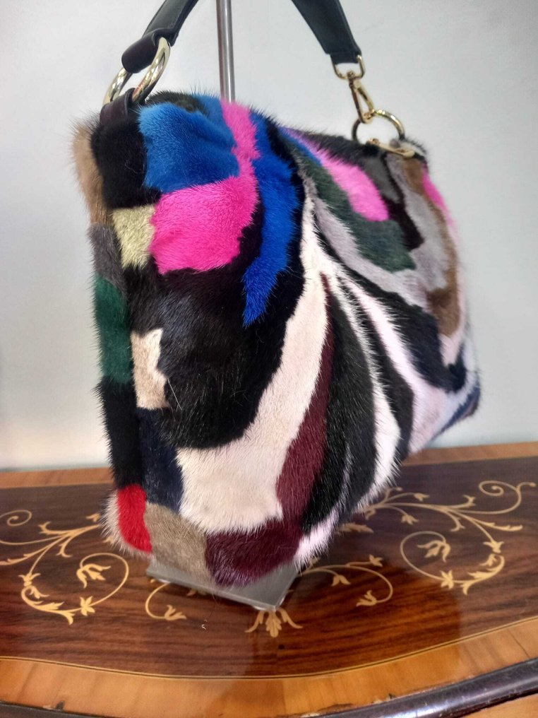 Artisan Furrier - Tasche #1.0
