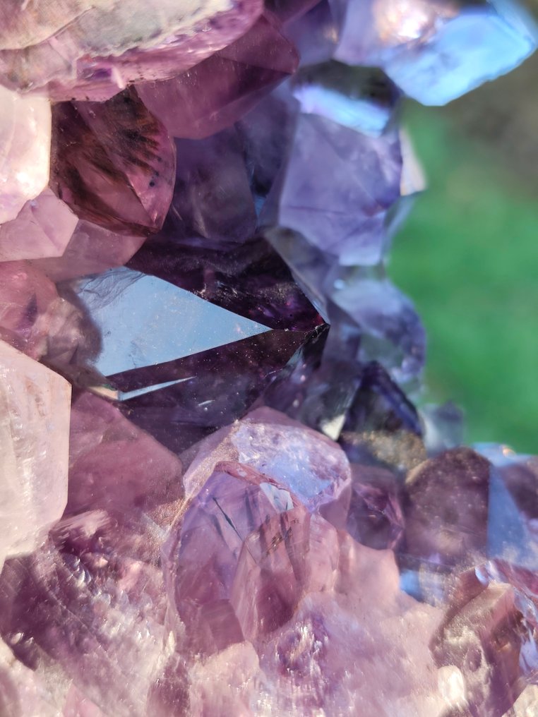 Dark Purple Uruguay, Amethyst Geode Slice with big crystals, Uniek Piece - Height: 38 cm - Width: 30 cm- 6.5 kg #3.2