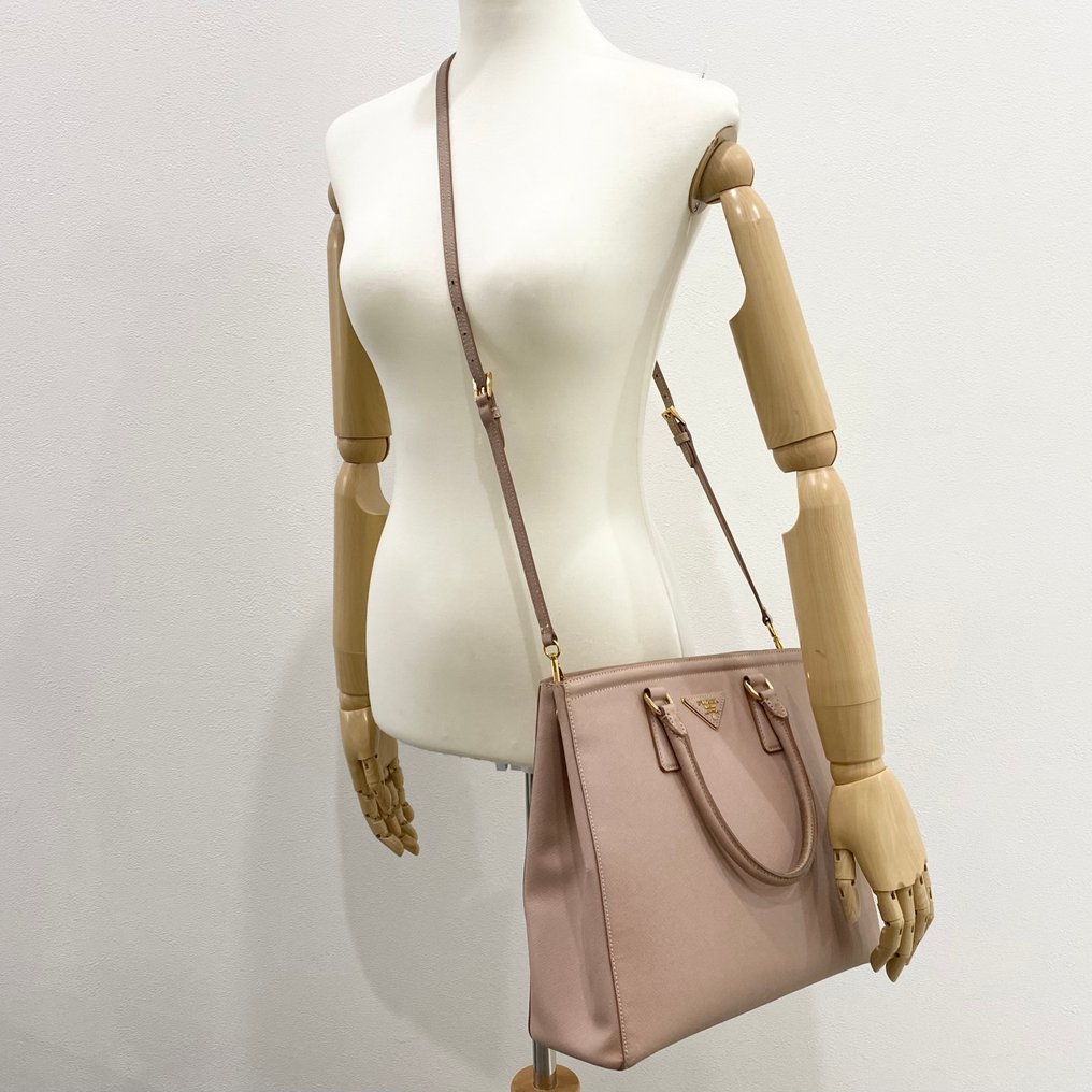 Prada - Shoulder bag #1.0