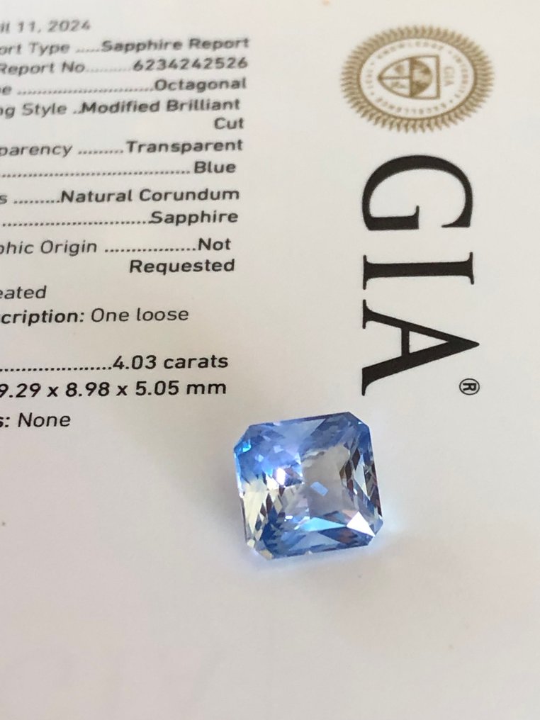 1 pcs  蓝色 蓝宝石  - 4.03 ct - 美国宝石研究院（GIA） #4.3