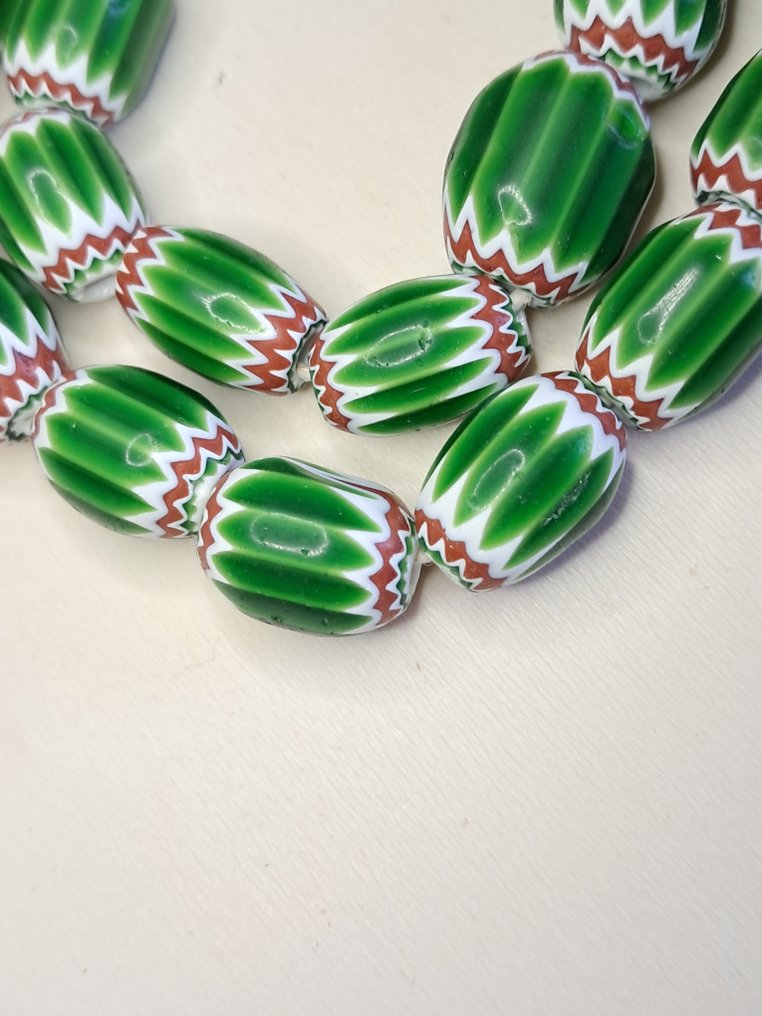 绿玫瑰珍珠V形 - 意大利  (没有保留价) #4.3