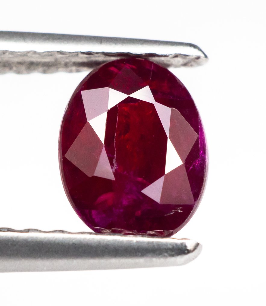 Ingen reservasjonspris Rubin - 1.03 ct - Bellerophon Gemlab - Dyp Rød #1.0