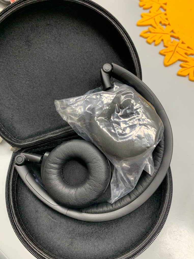 Auto-onderdeel (1) - Mercedes-Benz #1.0