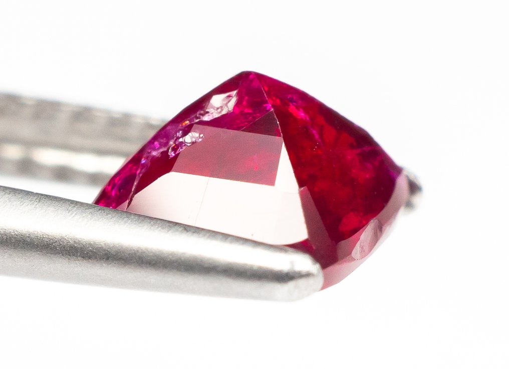 Senza prezzo di riserva Rubino  - 1.13 ct - Bellerophon Gemlab - Deep Red #3.2