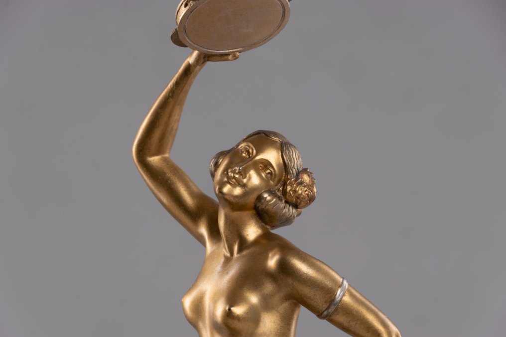 Sculpture, Danzatrice con tamburo - 47.5 cm - regulate #1.0