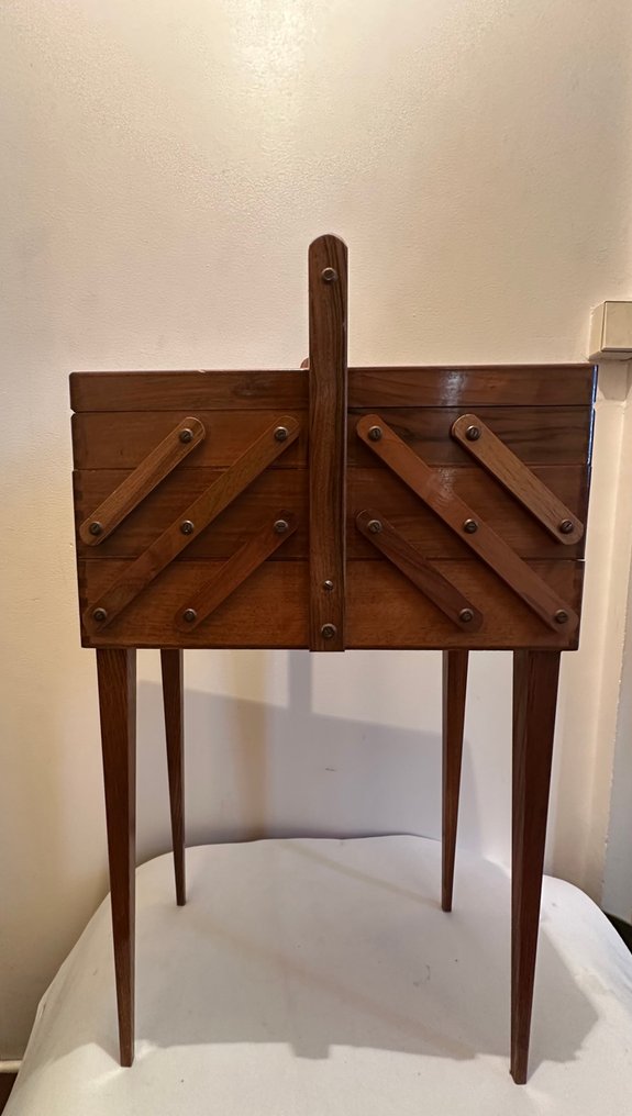 Syskrin - Teaktræ - Travailleuse vintage #2.1