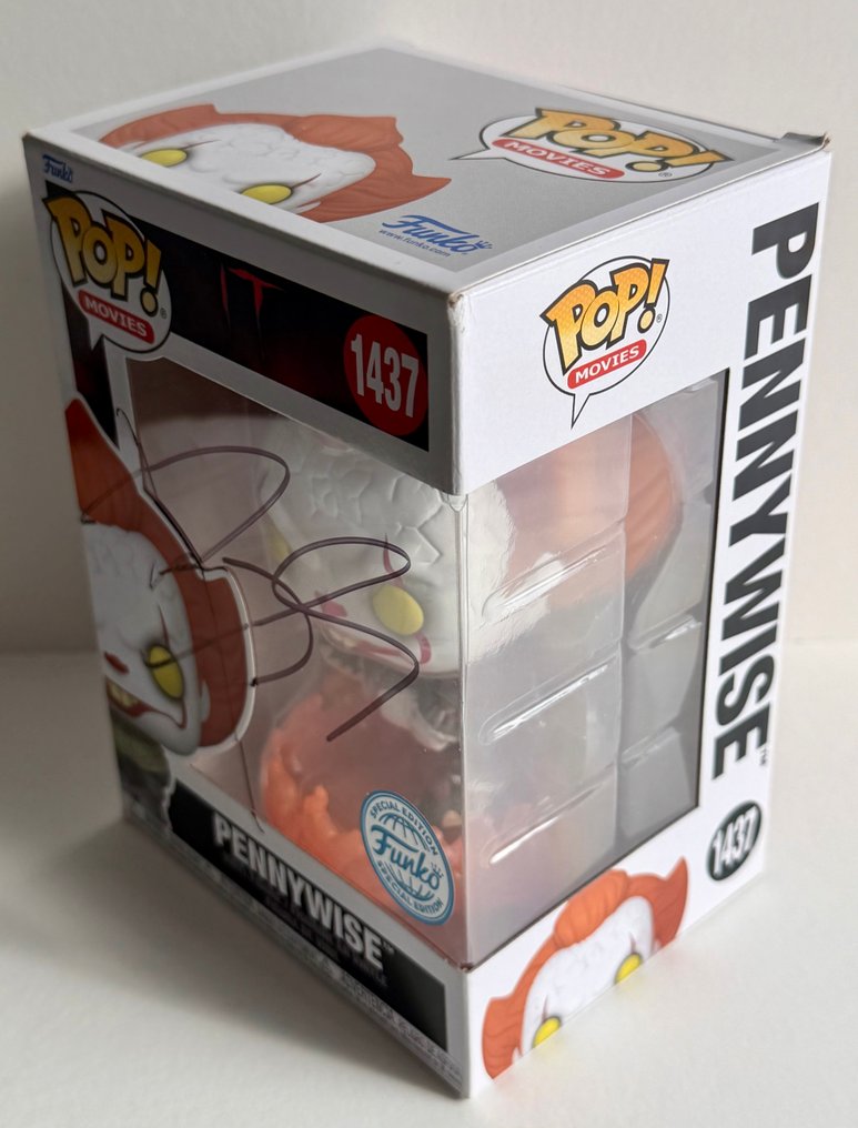 It - Bill Skarsgård (Pennywise) Funko Pop, signed + Certificate of Authenticity #1.0