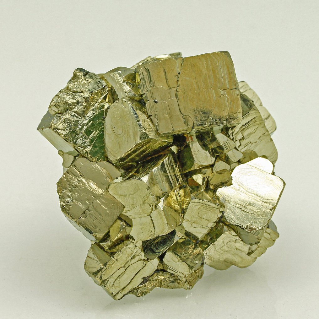 High quality! Pyrite Crystals - Height: 7.7 cm - Width: 7 cm- 467 g #2.1