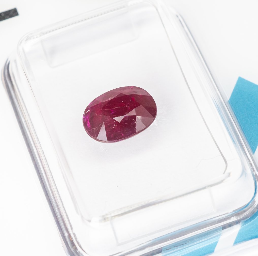 Nincs minimálár Rubin - 1.58 ct - Nemzetközi Gemmológiai Intézet (IGI) - Mélykékkel árnyalt vörös #2.1