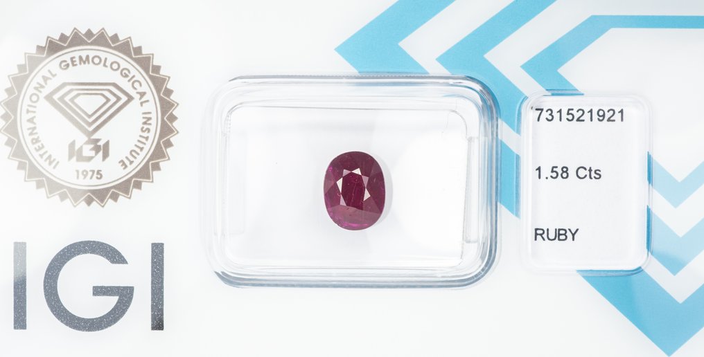Nincs minimálár Rubin - 1.58 ct - Nemzetközi Gemmológiai Intézet (IGI) - Mélykékkel árnyalt vörös #3.2