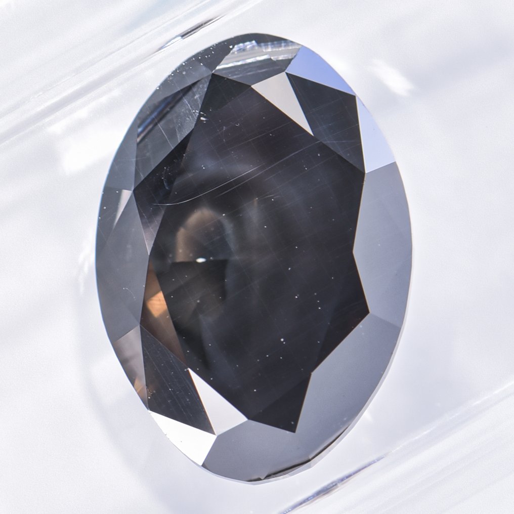Fără preț de rezervă - 1 pcs Diamant  (Colorat natural)  - 5.06 ct - Oval - Fancy dark verzui Gri - I1 - IGI (Institutul gemologic internațional) - VG #3.2