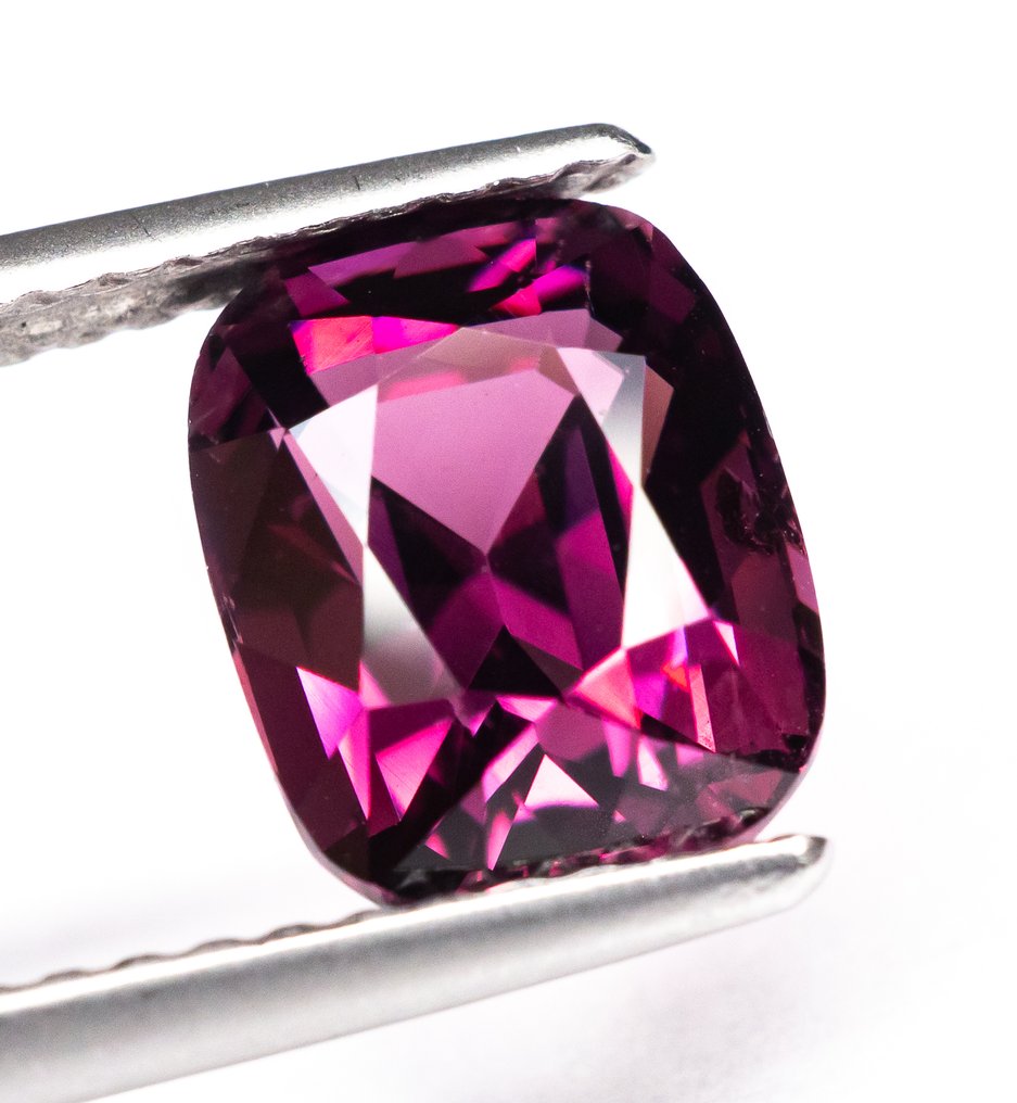 Ingen mindstepris Spinel  - 2.64 ct - Antwerp Laboratory for Gemstone Testing (ALGT) - Klar/Deep Pink #1.0