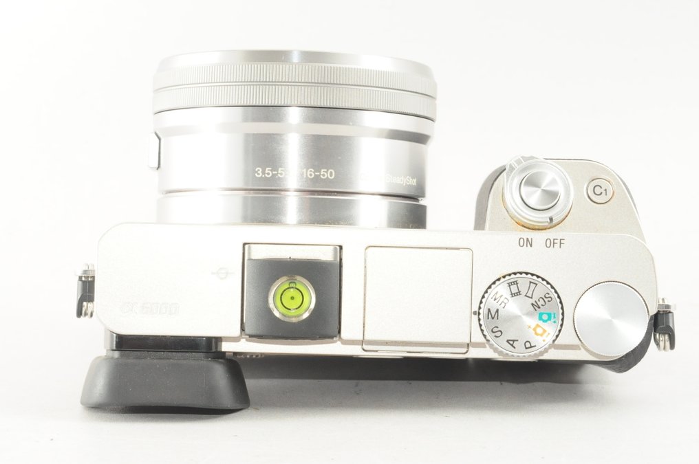 Sony α6000 + Silver 16-50mm Lens ILCE-6000 ''Japanese Version'' #4098 Digital reflex camera (DSLR) #3.2