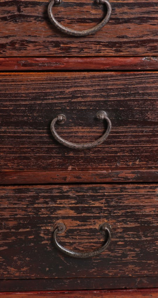 Katana’dansu (ντουλάπι με ξίφη) - Ξύλο, Ξύλο κουκουναριάς (cedar), σίδερο - Ιαπωνία - Τελευταία περίοδος Edo (πρώτο μισό του 19ου αιώνα) #3.2